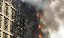 郑州爆料火灾视频播放下载,惊心动魄的救援瞬间