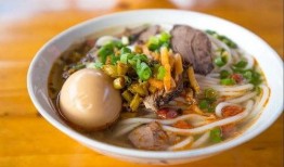 米粉汤水爆料怎么做视频,轻松上手，美味分享