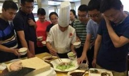 火爆小吃被爆料视频在线观看